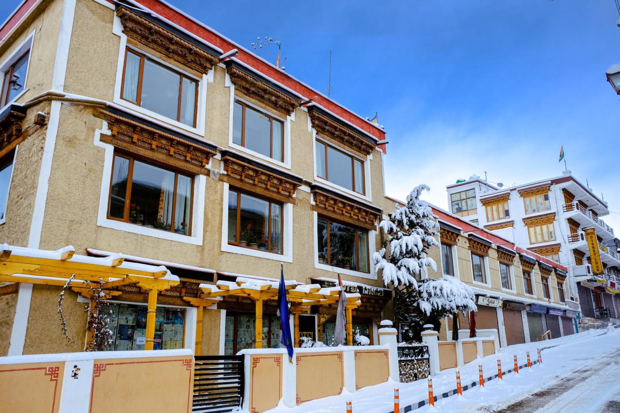 Hotel Lingzi Leh Ngoại thất bức ảnh