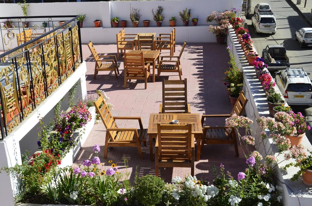 Hotel Lingzi Leh Ngoại thất bức ảnh